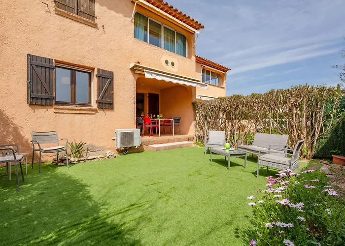 Clos Etienne By Interhome